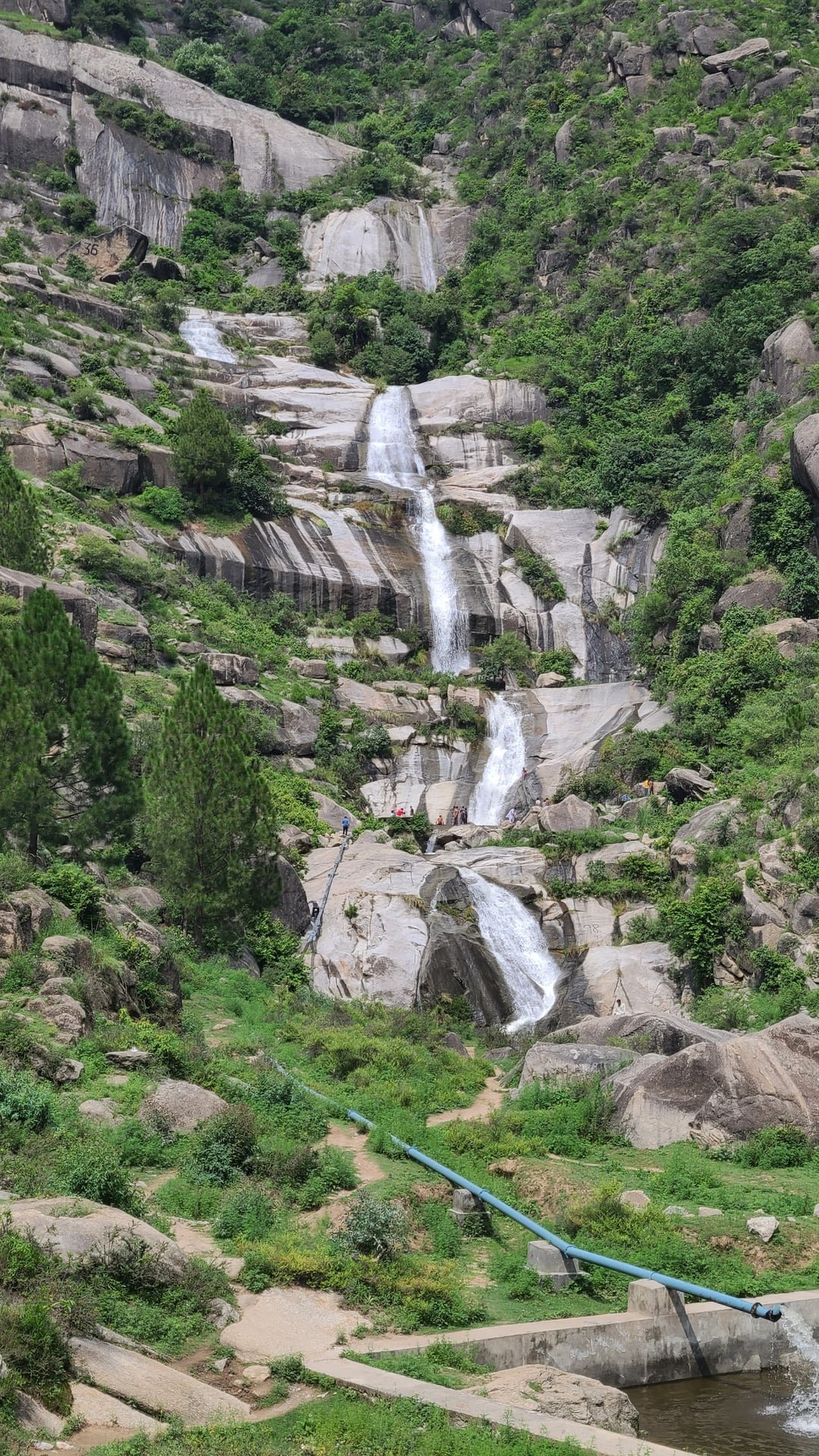 Elum Waterfall