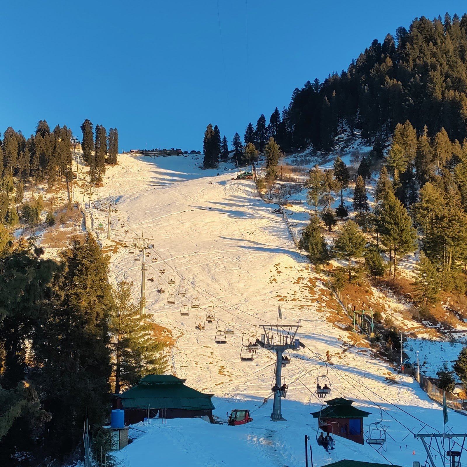 Malam Jabba Chairlift 2